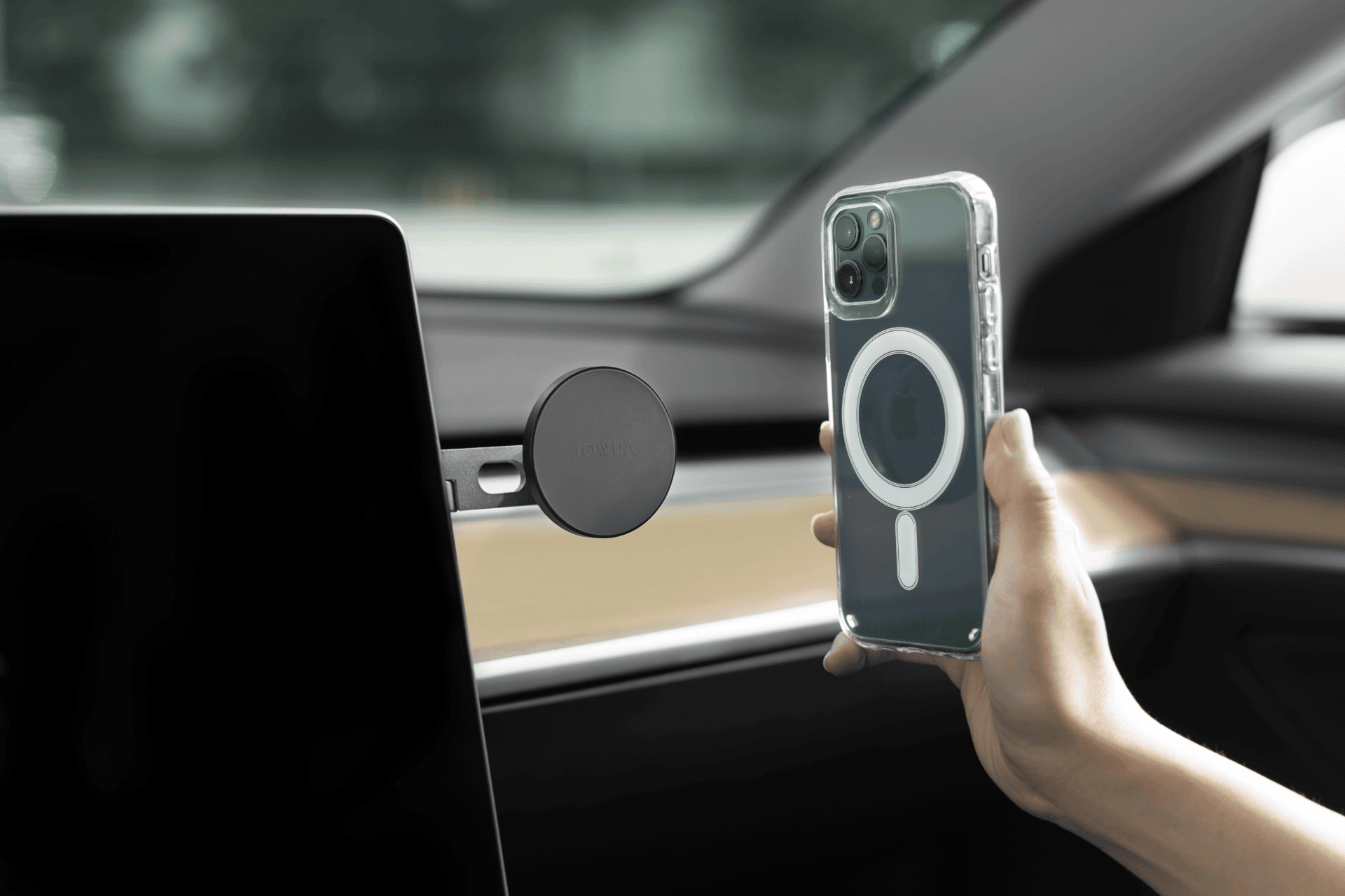 Jowua_invisiblefoldawaycarmountwithMagSafe_LF_10.png iPhone Case for Tesla Model Y / 3 Mount - MagSafe (iPhone 12 Series) - Imagem 3