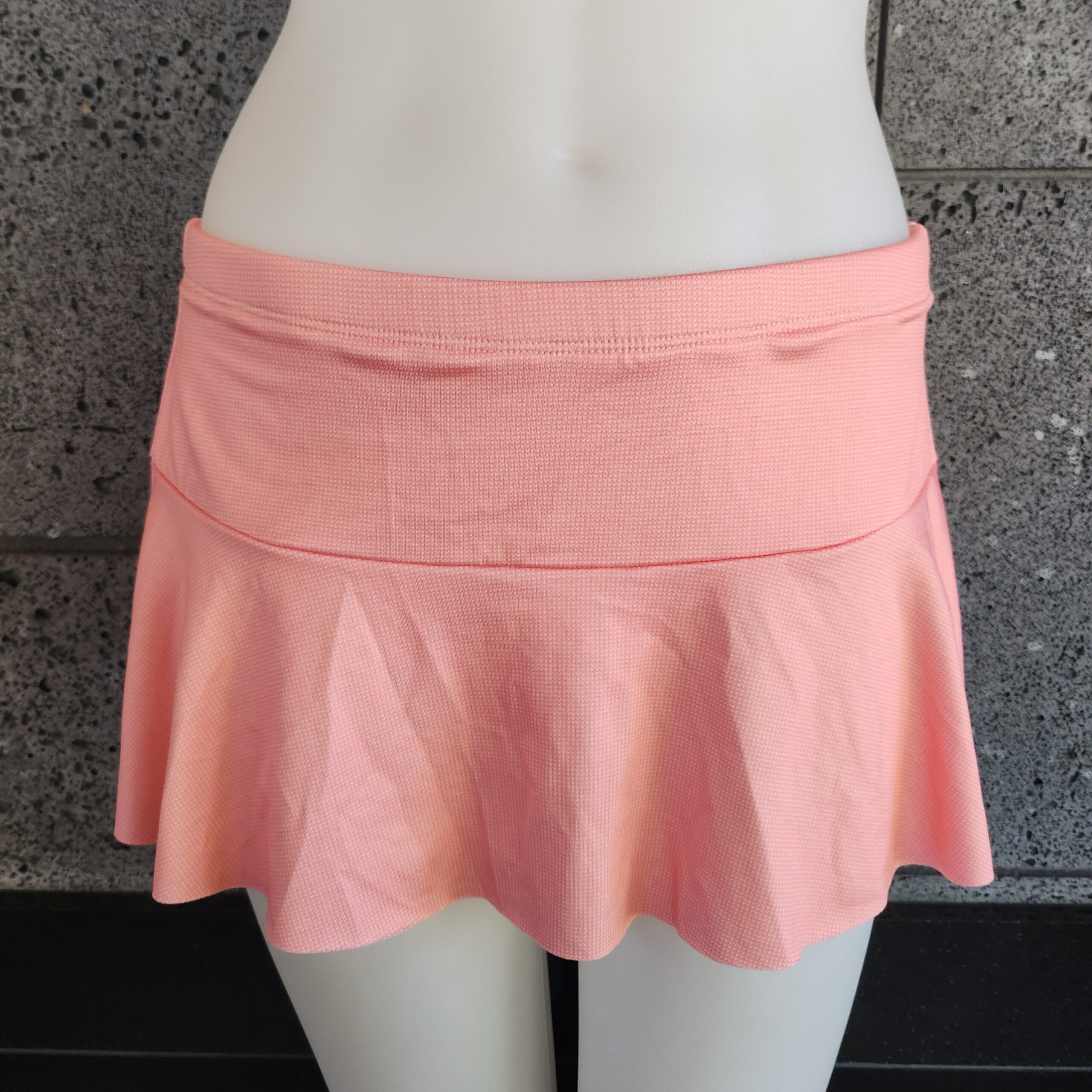 rn-image_picker_lib_temp_328d083c-4544-4bd7-b469-06df85720d56.jpg Loco Boutique Loco Stitch Flared Skort - Imagem 3