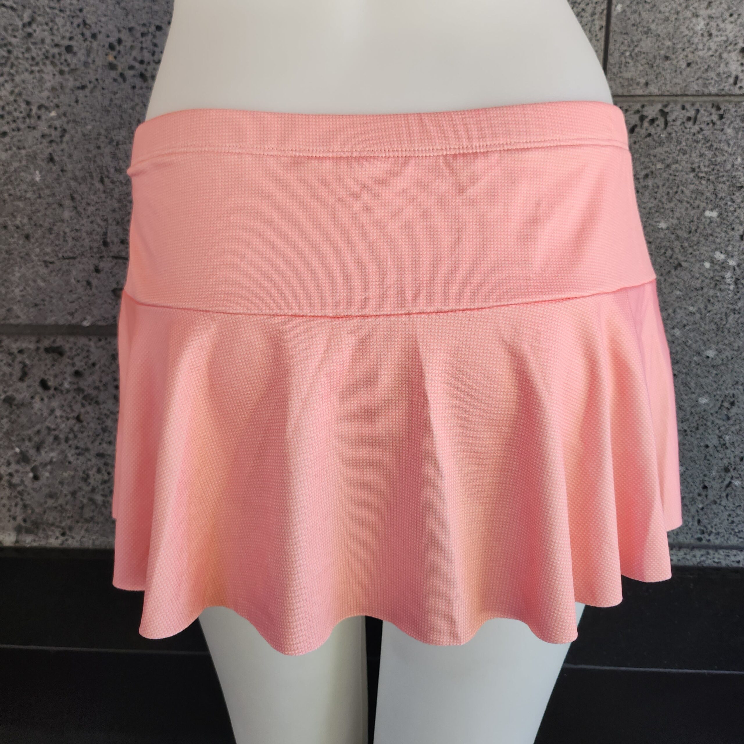 rn-image_picker_lib_temp_899f9f0d-d2fa-4c37-ab64-05f545cb48cd.jpg Loco Boutique Loco Stitch Flared Skort - Imagem 5